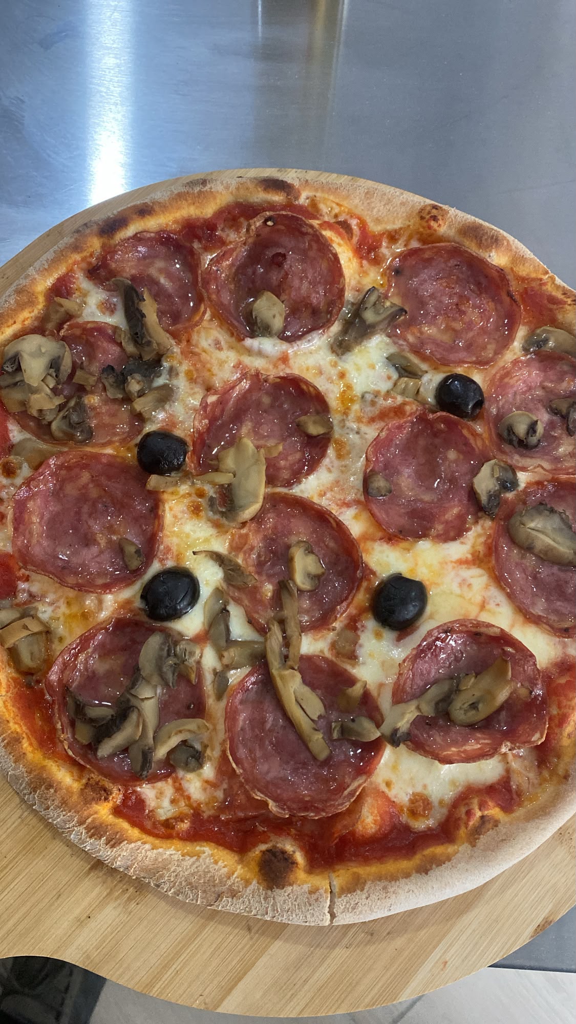 Pizza de la Undici Catering, Alba Iulia — 4